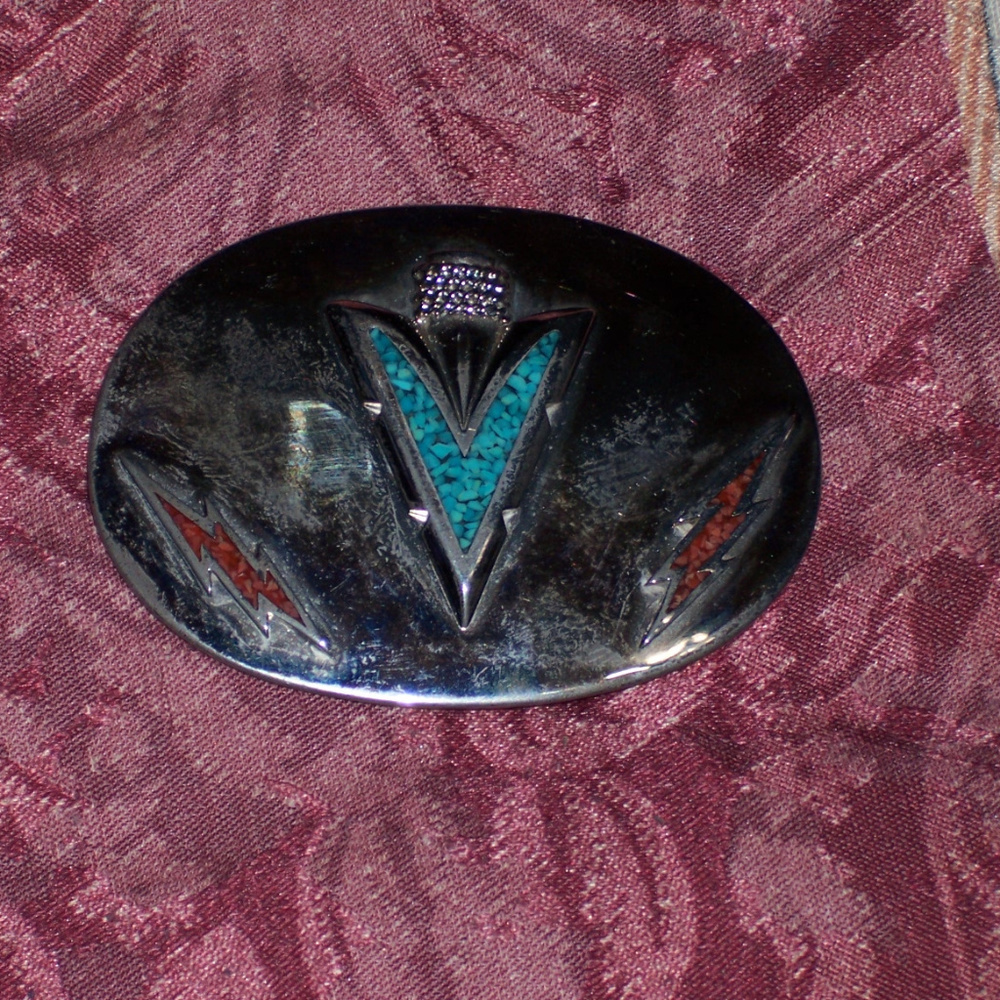 BELT BUCKLE ARROWHEAD LIGHTNING BOLTS